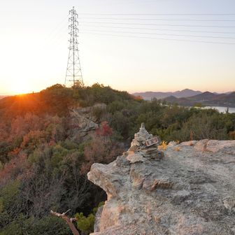 嶽山  山頂に到着。
