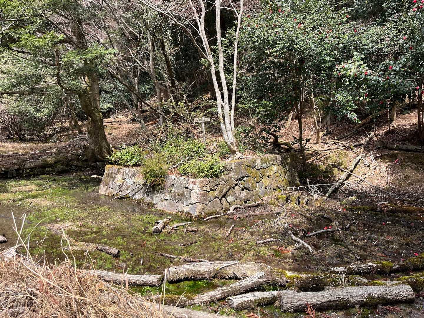 昔の建物跡