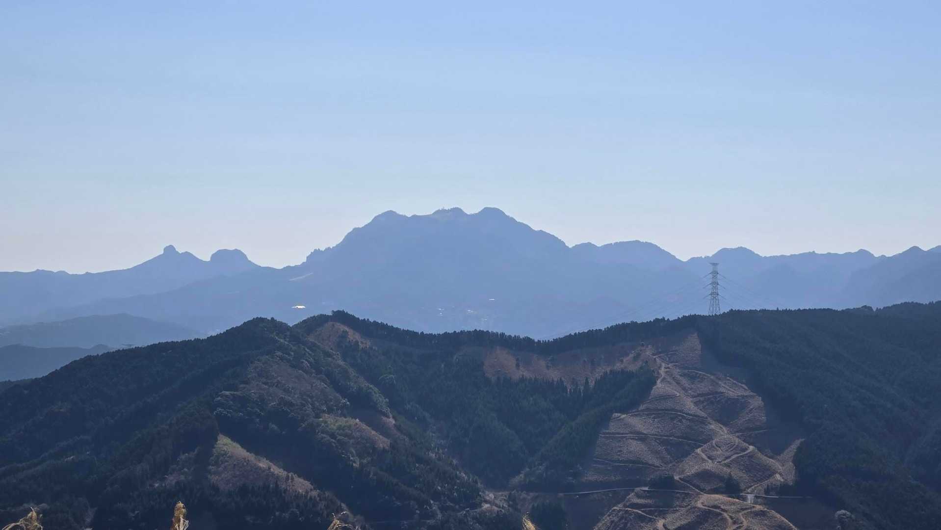 再び英彦山
ちょっと高い所から