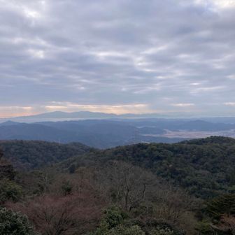 展望台より小豆島。
今日はよく見えます。