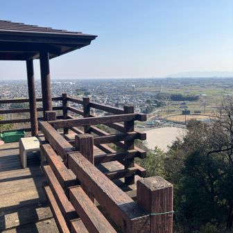 展望台に立ち寄り。😊
まだ野球場まではあるねー。