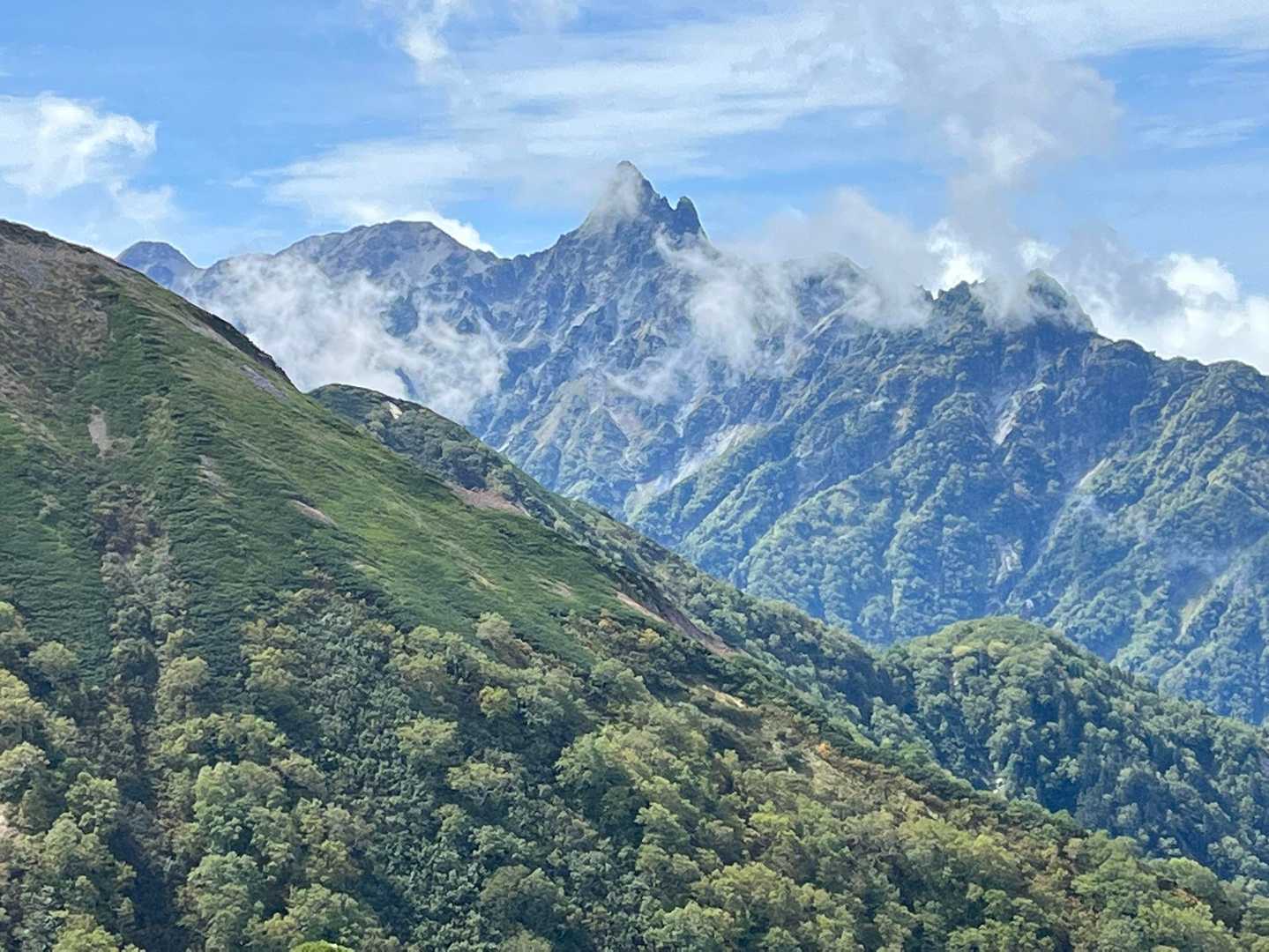 燕岳登山口-合戦沢の頭-大下りノ頭 縦走コースの写真