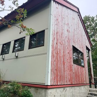 銀明水避難小屋
部屋もトイレも綺麗