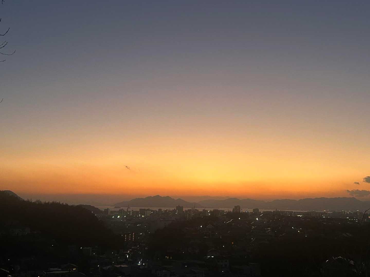 登山口手前からの夕焼け🌇🌅