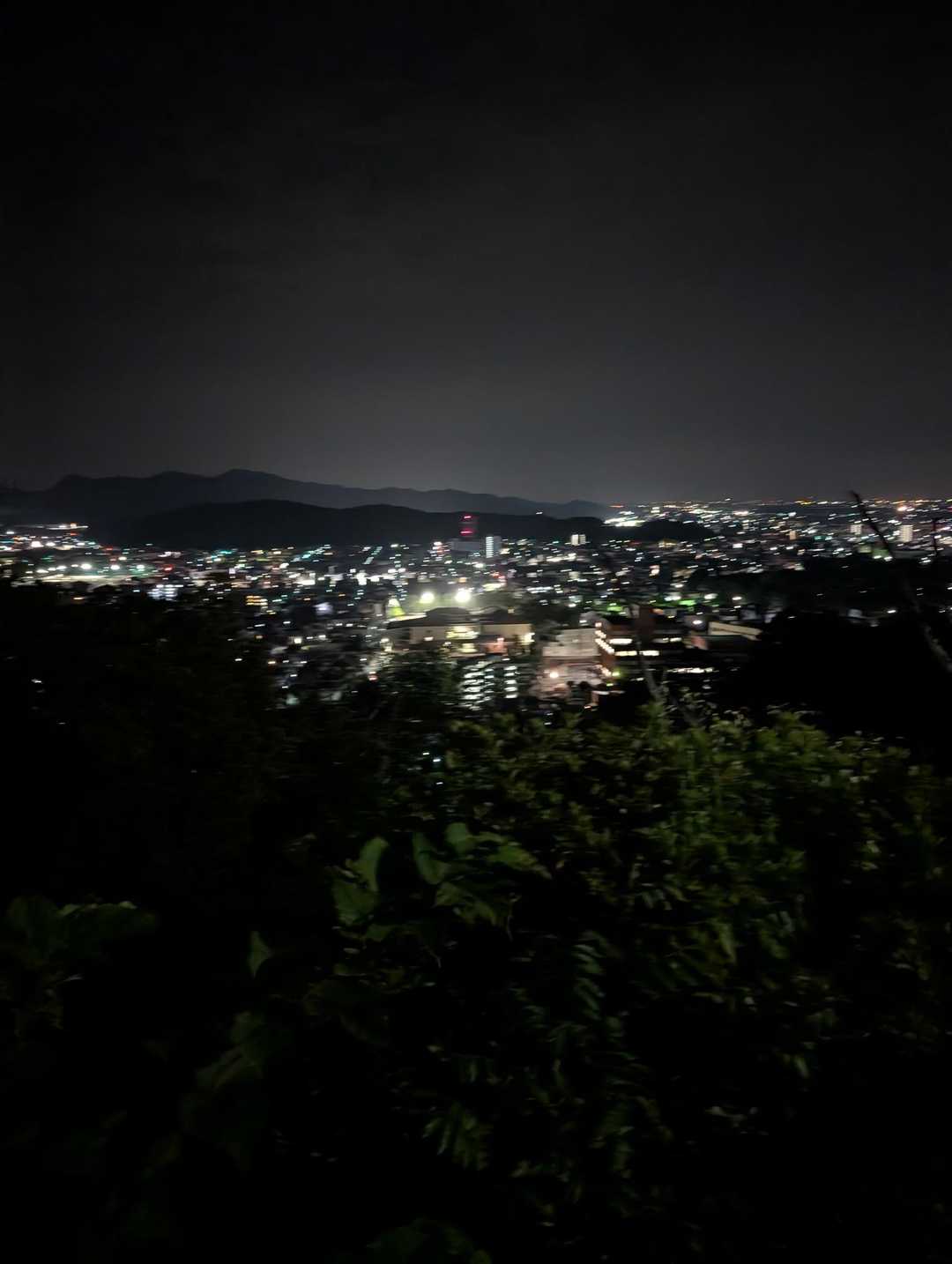 100万クローネかも
伊黒>100万クローネ、100万リラって日本円でいくら？
🥷>わかりましぇん