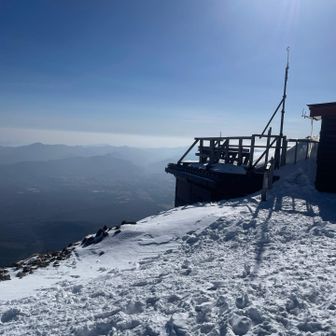 赤岳山頂荘まで来ました！