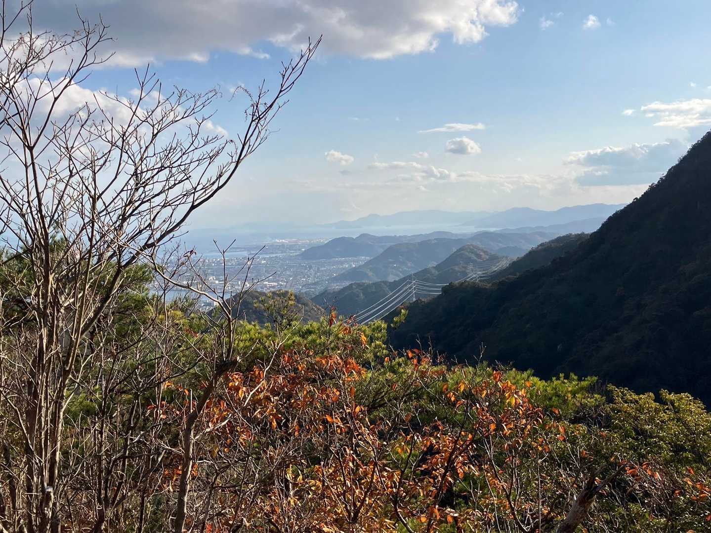岩国の町も一望。錦帯橋、岩国城🏯は見えませんでした。