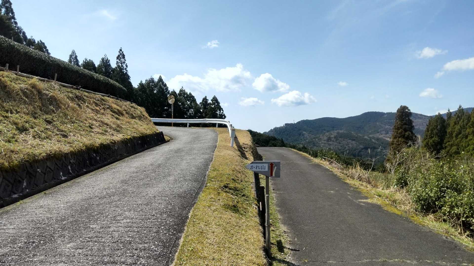 うーん、噂通り長くしかも暑い😅