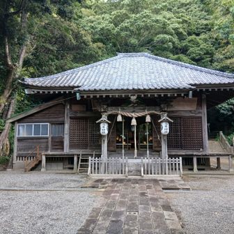 高来神社に降りてきた