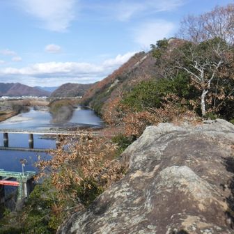 この先で朝の道に合流