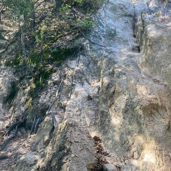 帰りの岩登りも今日は慎重に