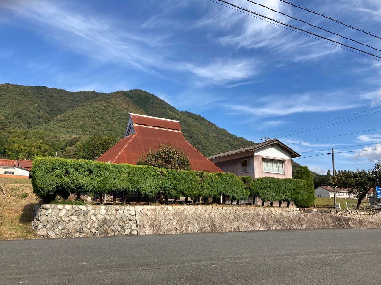 駐車場にて