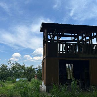 かつてここには防空監視哨があったとのこと、今は展望台。