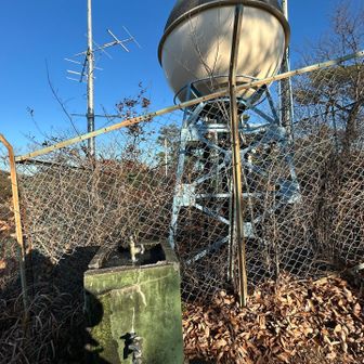 ここが最終水場です。
今朝はこの通り、ちゃんと水がでました。
