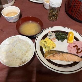 朝食