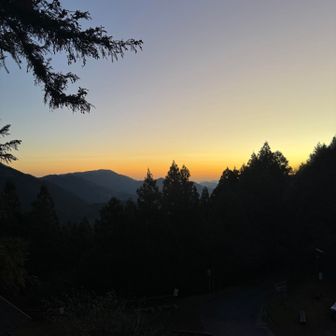 もしかして朝焼け間に合うかも