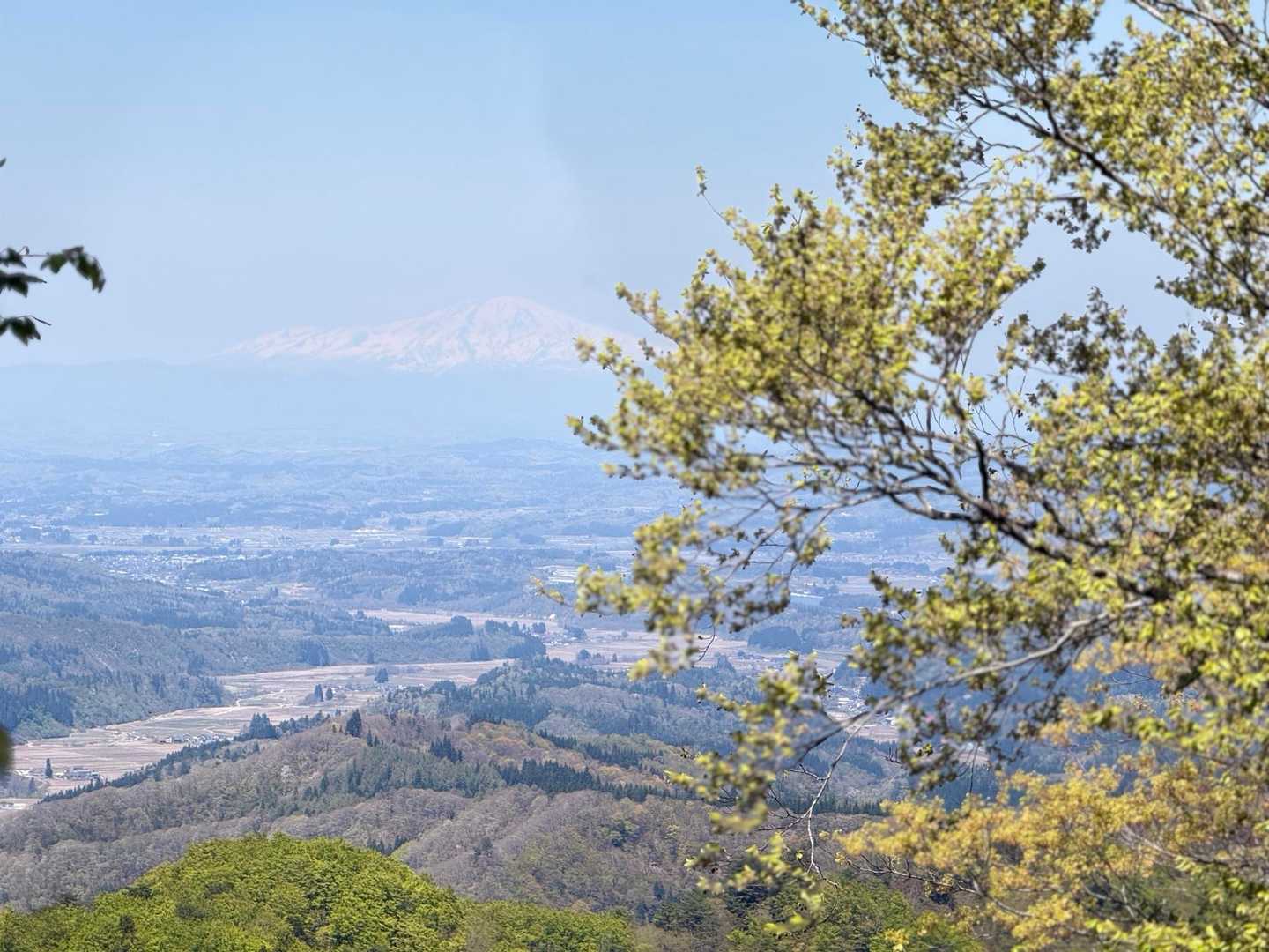 月山