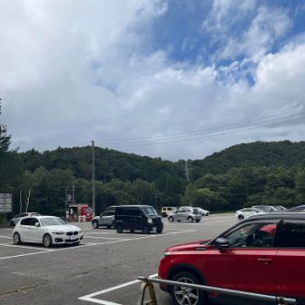 車も朝より増えてる
そう言えば、仙ノ倉山で結構スライドしたなぁ