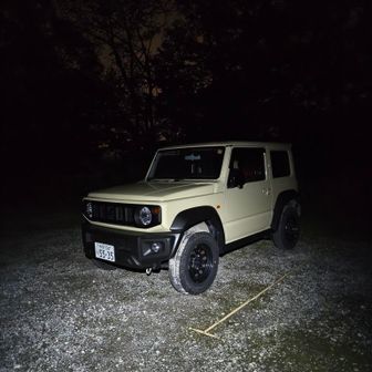 行きも帰りも真っ暗で尾白川駐車場がどんなとこだかサッパリわからん。このあと「むかわの湯」に直行。空いてて広くて素晴らしかった。帰りは渋滞無く二時間。