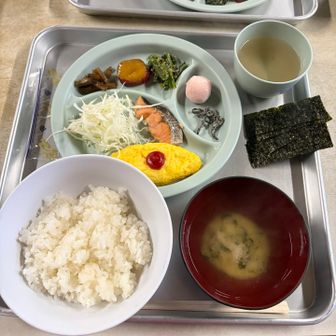 朝ごはん🍚〜♪
富山県産コシヒカリLOVE
最高に美味しい😋
