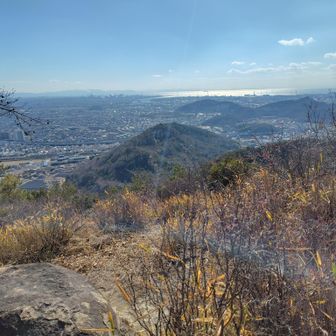 前回とは違うルートから下山します