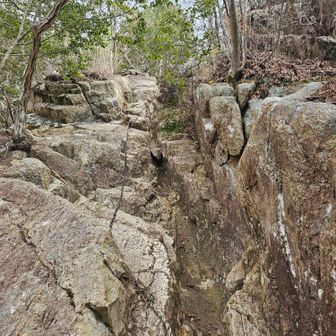 岩場ときどき鎖⛓️