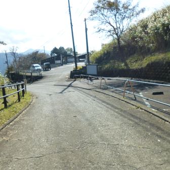 着きました。「大野山かどやファーム」です。