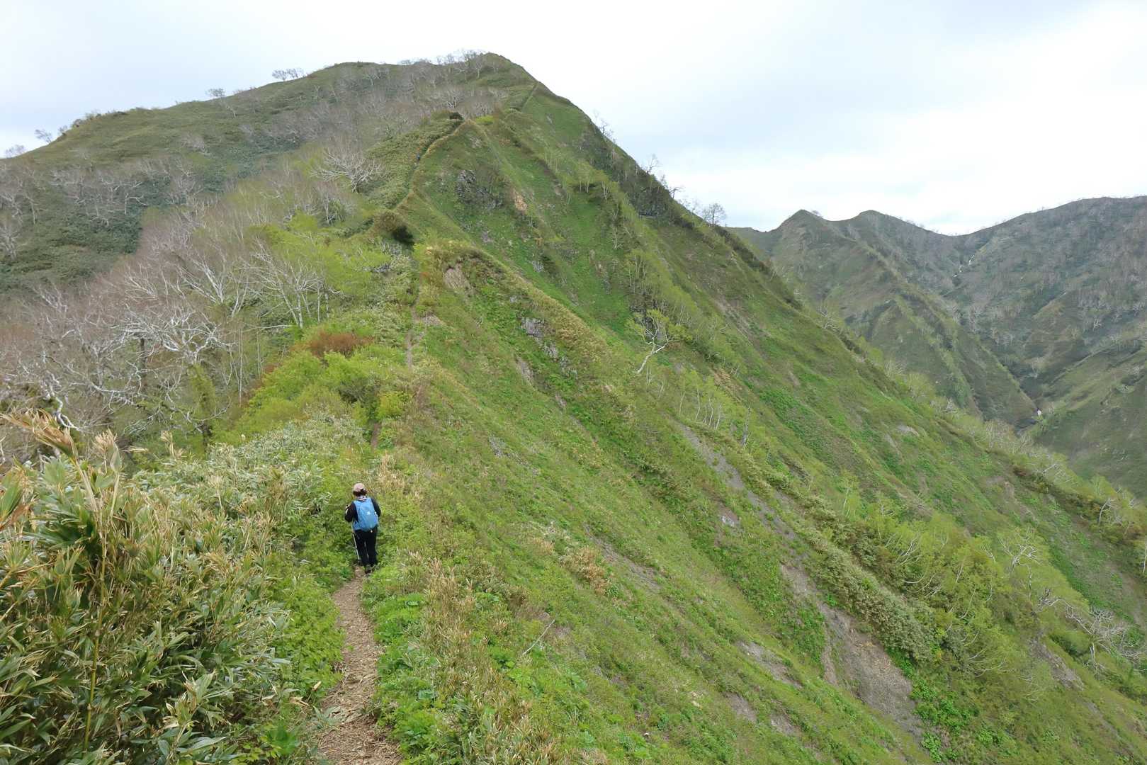 842峰（B・C分岐）から山頂を目指します