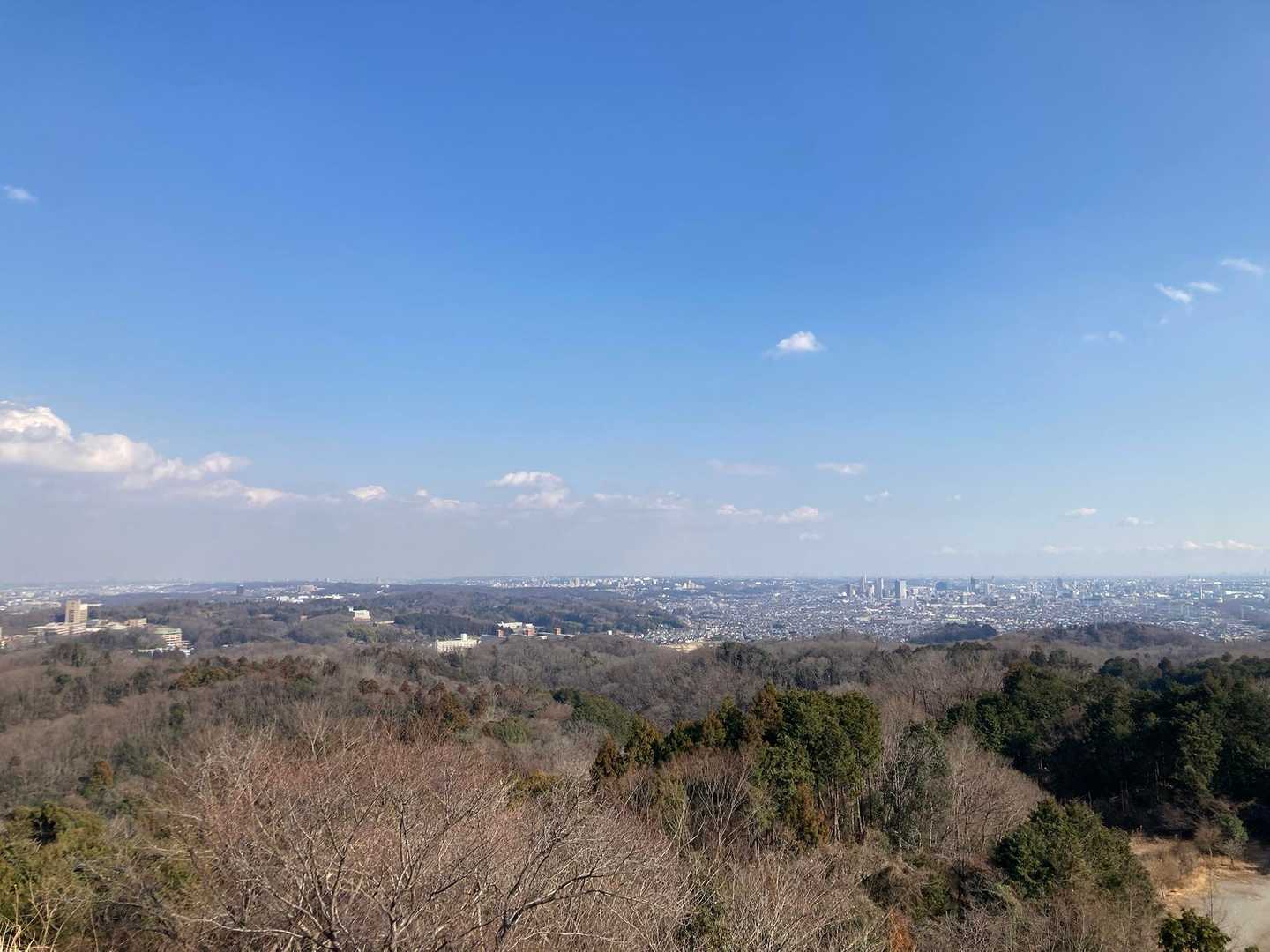 ☕️飲んで帰ります♪
2時間ほどのお散歩登山でした⛰️
このあと北公園脇を通って買い物して帰宅🚙　なんと北公園にフォロワーさん来てたんだって！素敵なお花の写真をモーメントにUPされてました🌼🌸🌷
寄れば良かった〜😢
