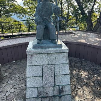 小柄な源頼朝公