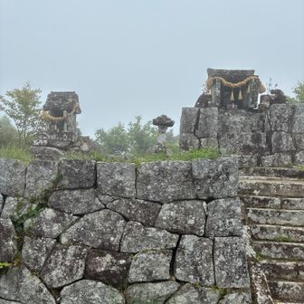 作礼山東峰
