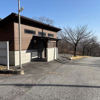 トイレ閉鎖中
11月から3月までです。