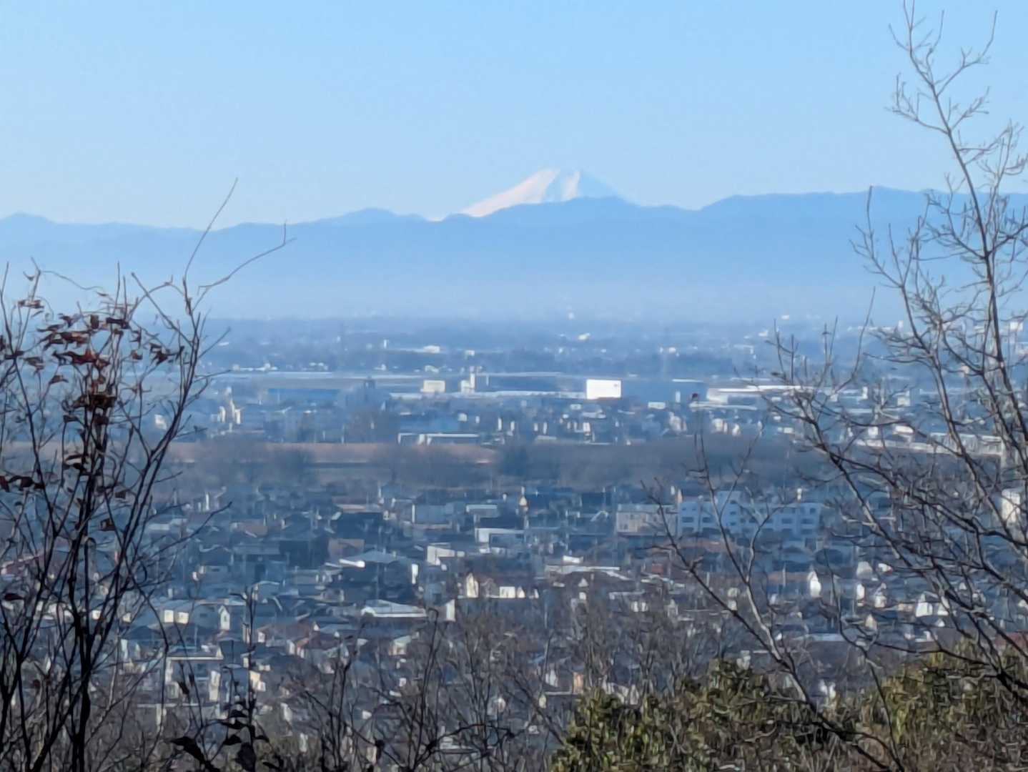 登山口の大山祇神社Pより富士山🗻