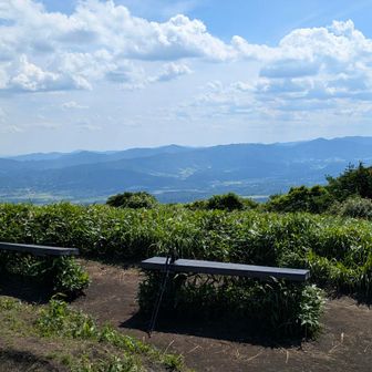 独り占めの下蒜山でしばし休憩☕