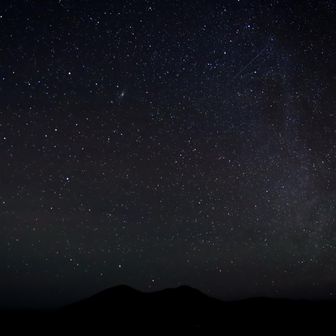 寒河江山💫