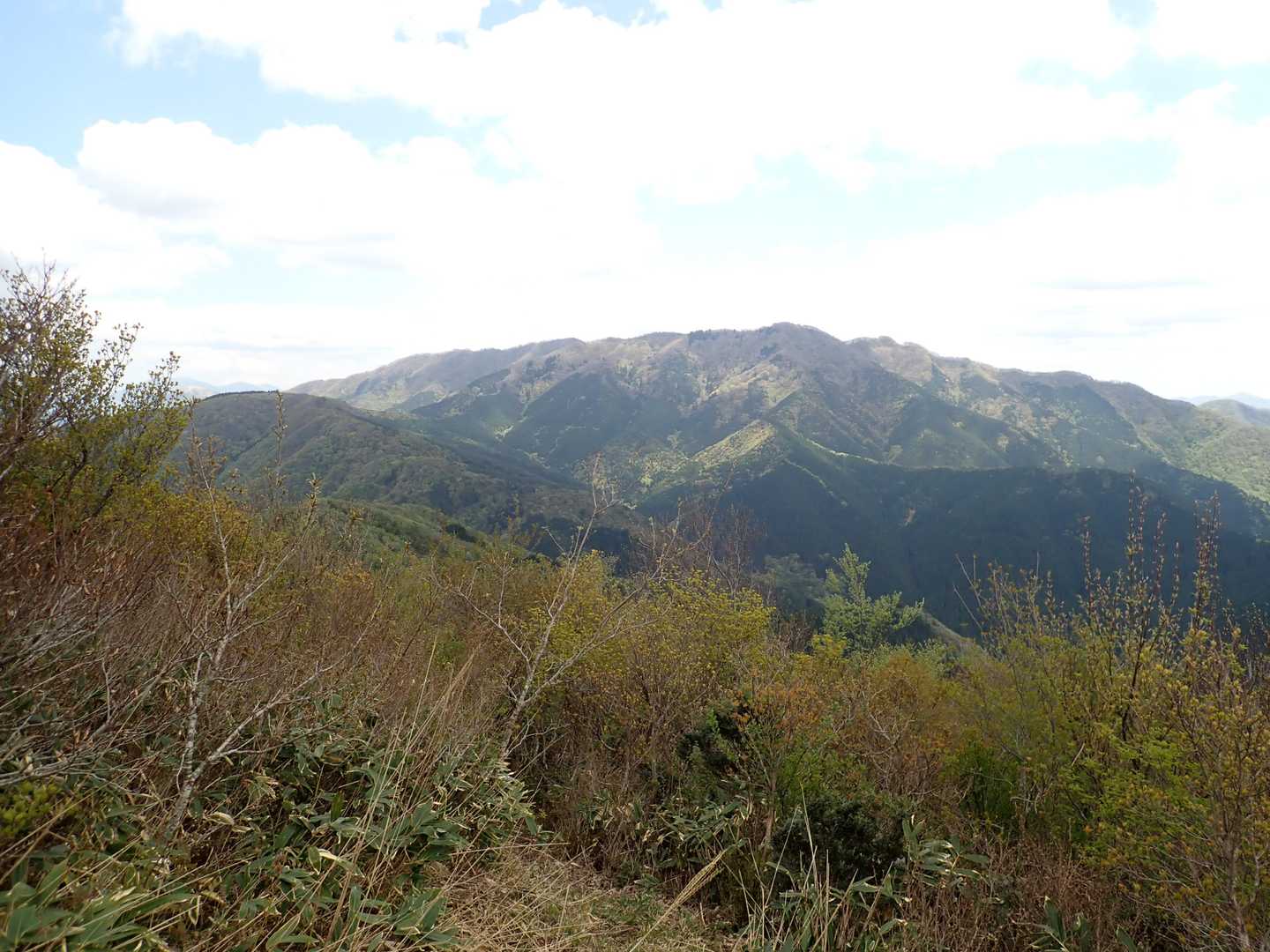 毛無山