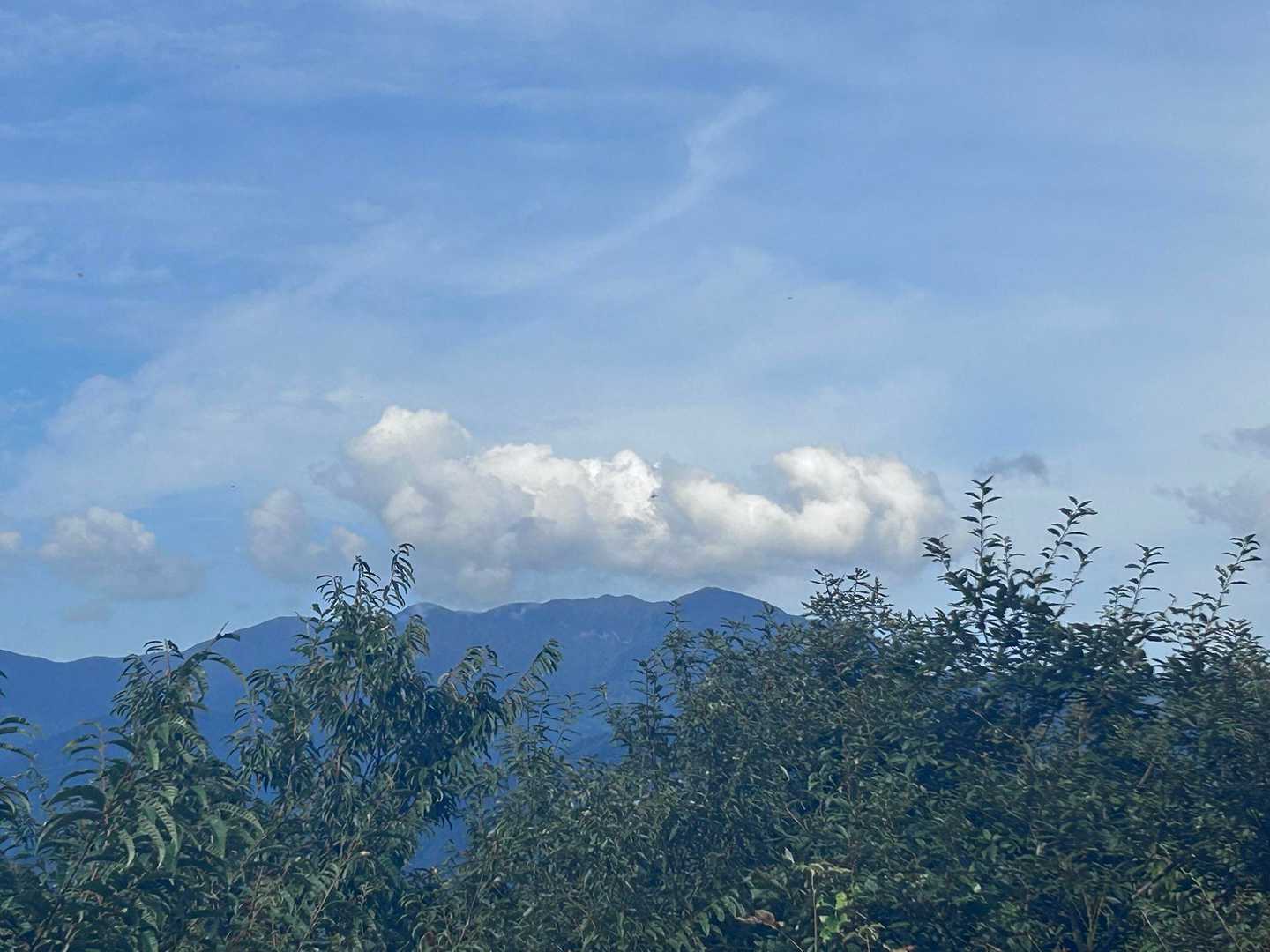 赤兎山と大長山⛰️  たしか🤔