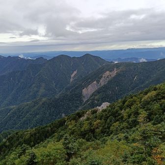 山頂から15秒の展望台からの景色