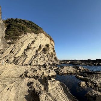 かっこいー👺

どこかで富士山見えるんだけど
遅延疲れでそれどこではなかった〜🙂
