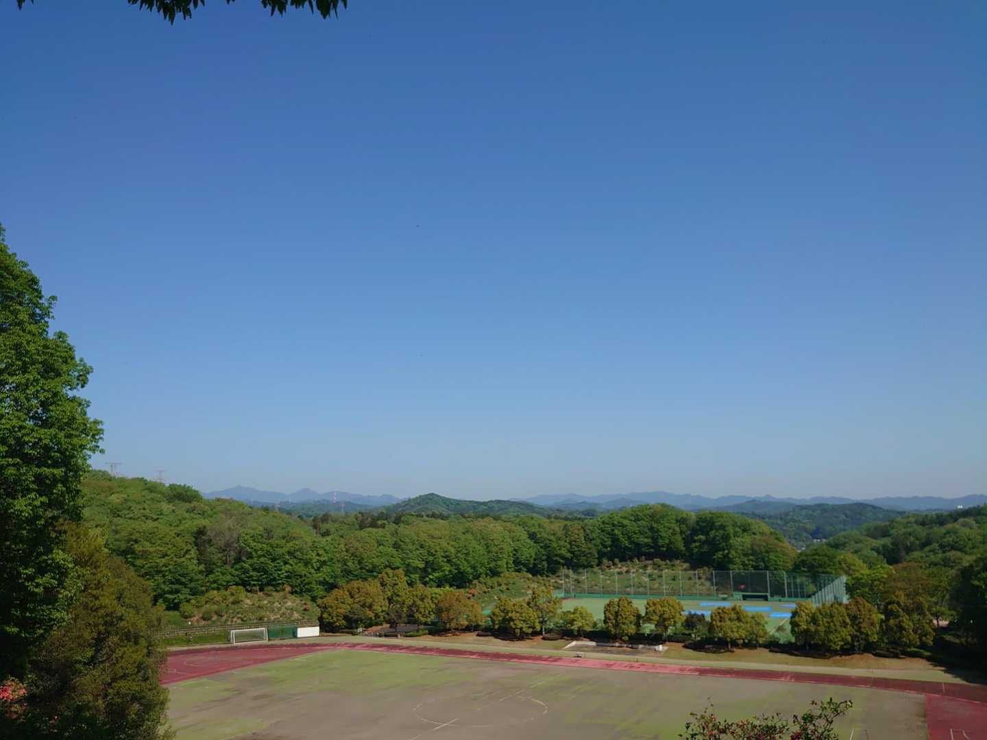 展望スポットから
秩父方面が見えてます😀
