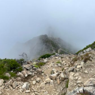 鹿島槍北峰への登りがきつく何回も休憩した
大きい