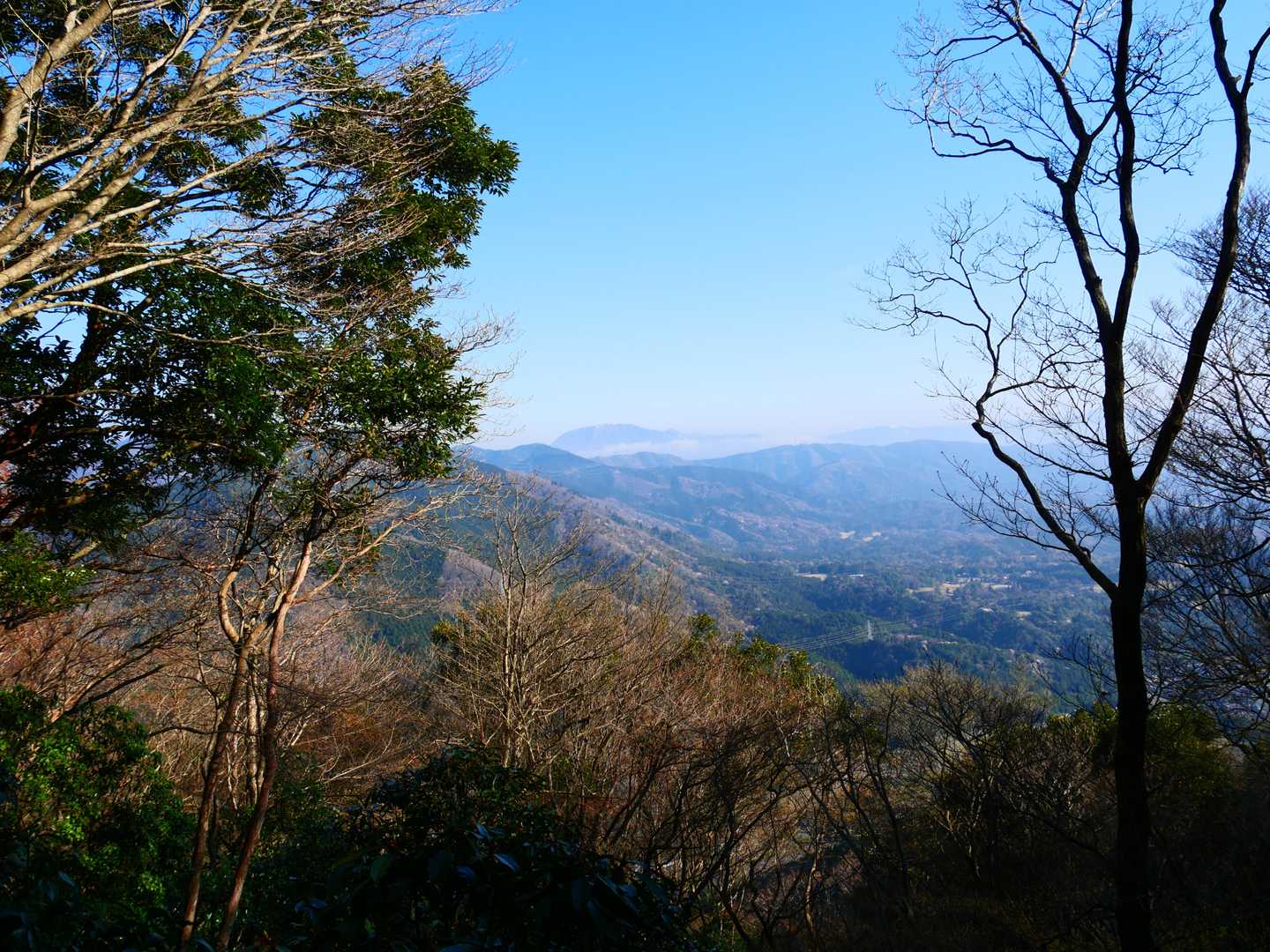 六合目では伊吹山が見えました。