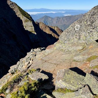 逆層スラブの手前