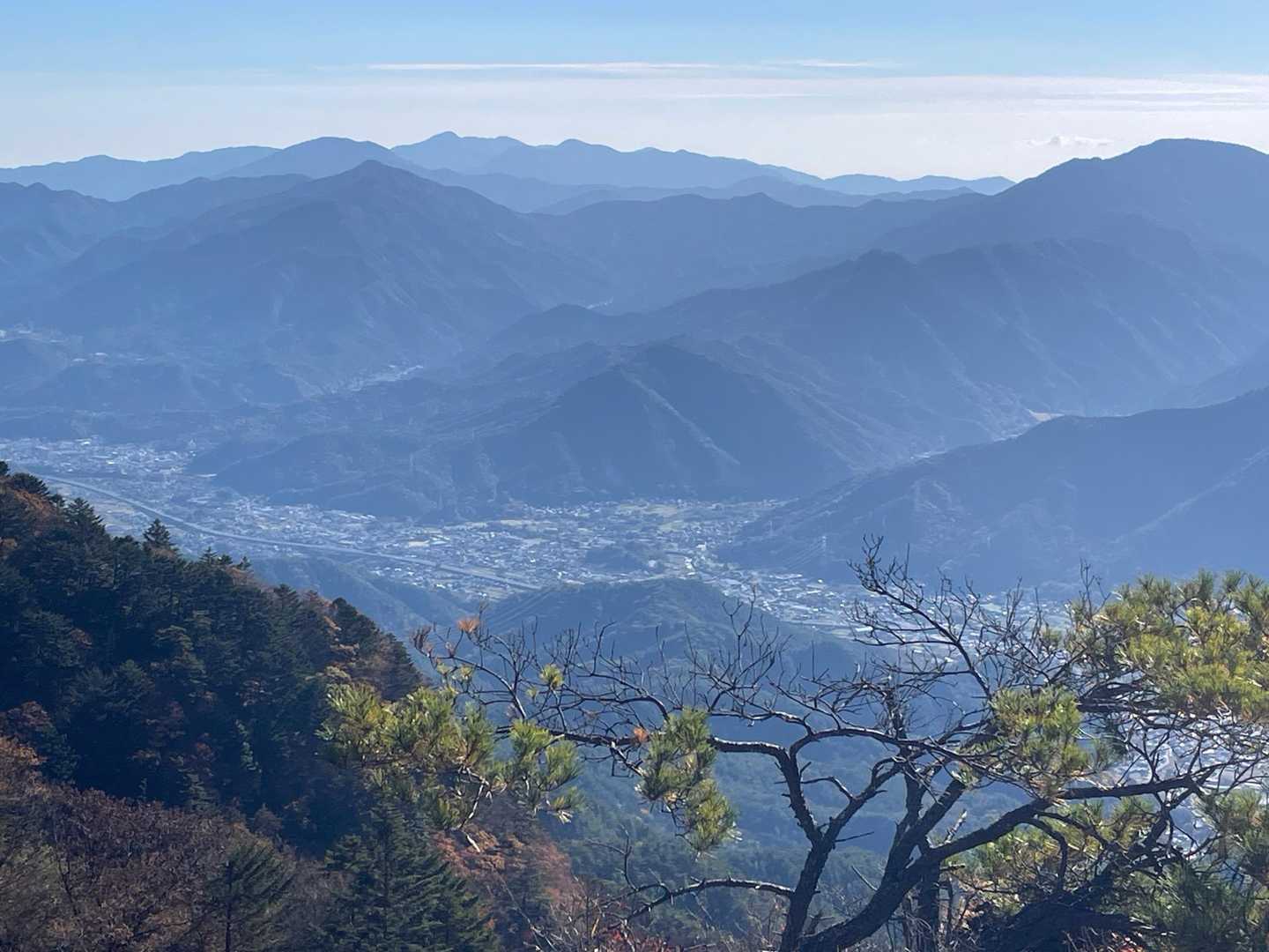 町