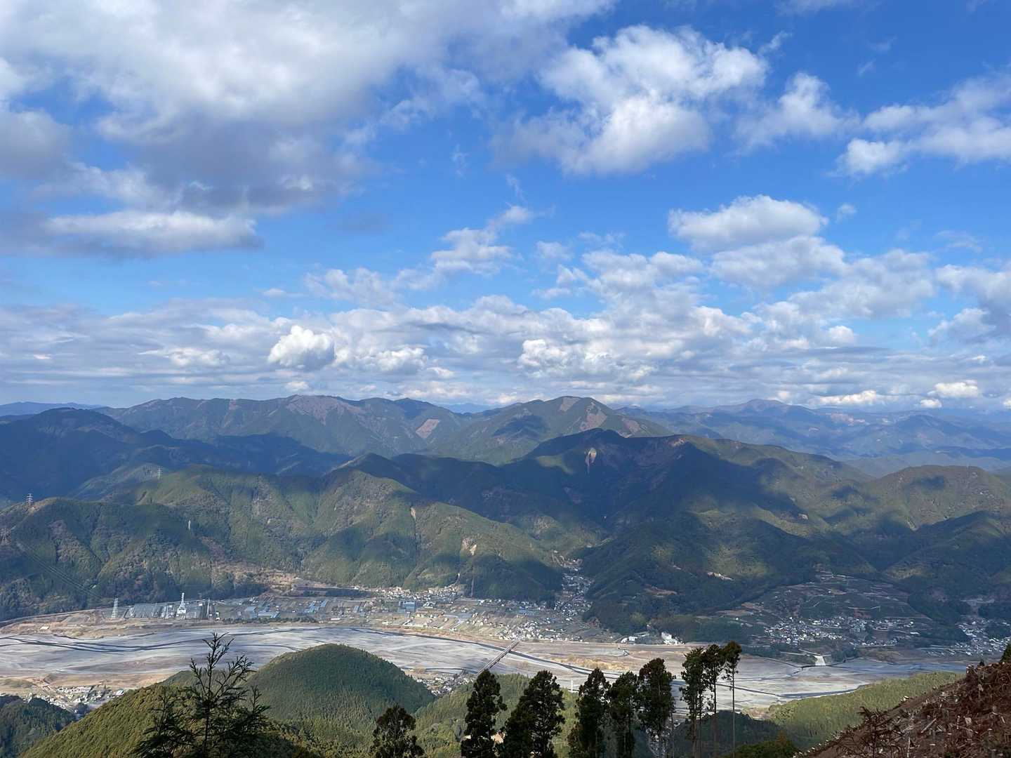 行ってみたい『蕎麦粒山』も見える⛰️