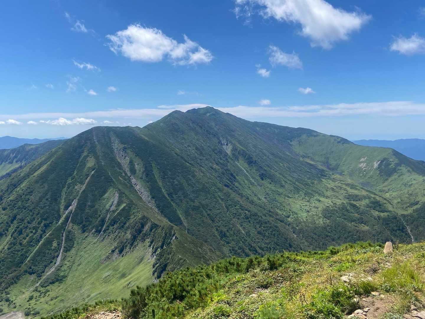ヌカビラ岳-北戸蔦別岳-戸蔦別岳-幌尻岳 往復コースの写真