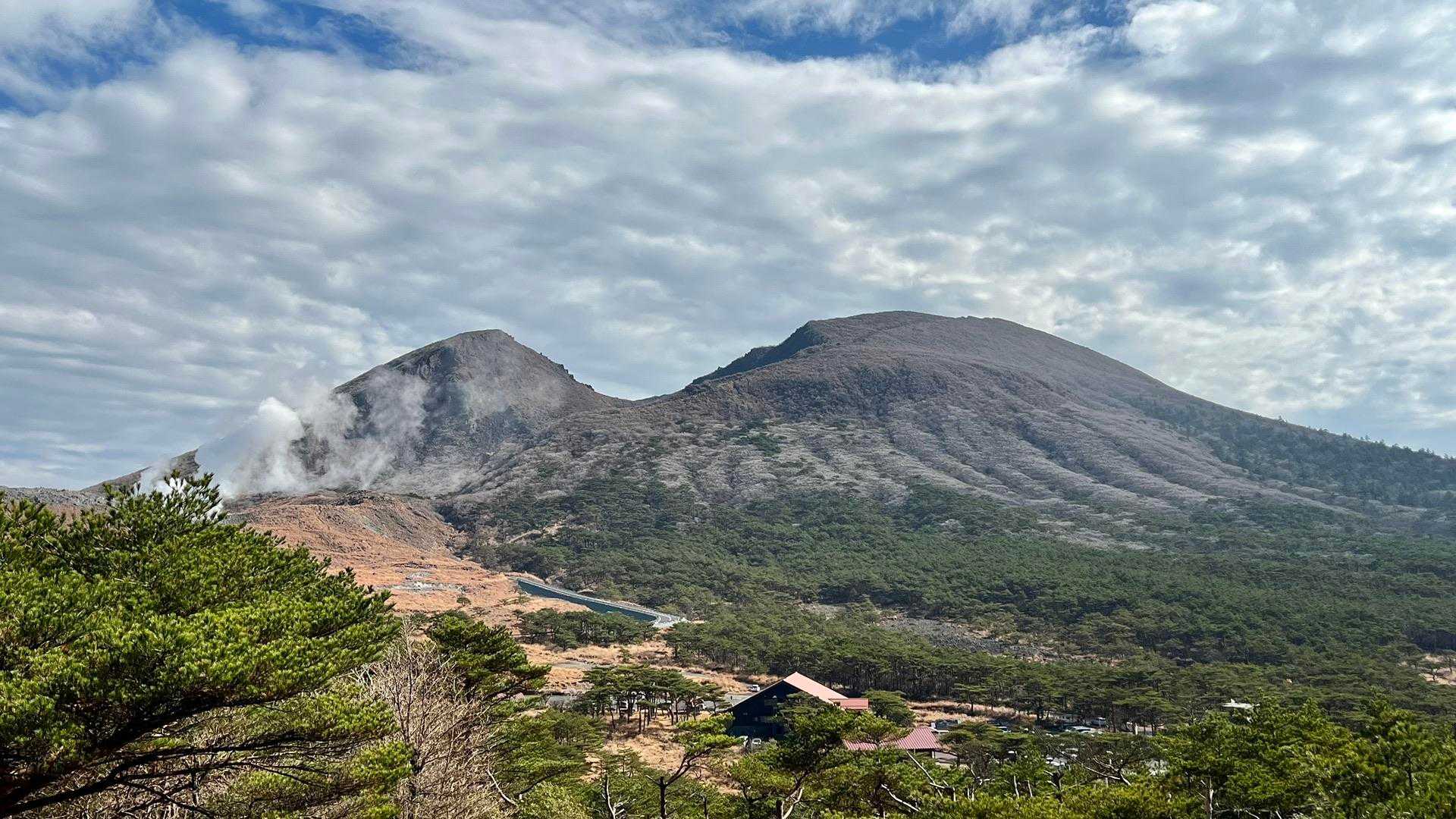 見える山は韓国岳⛰