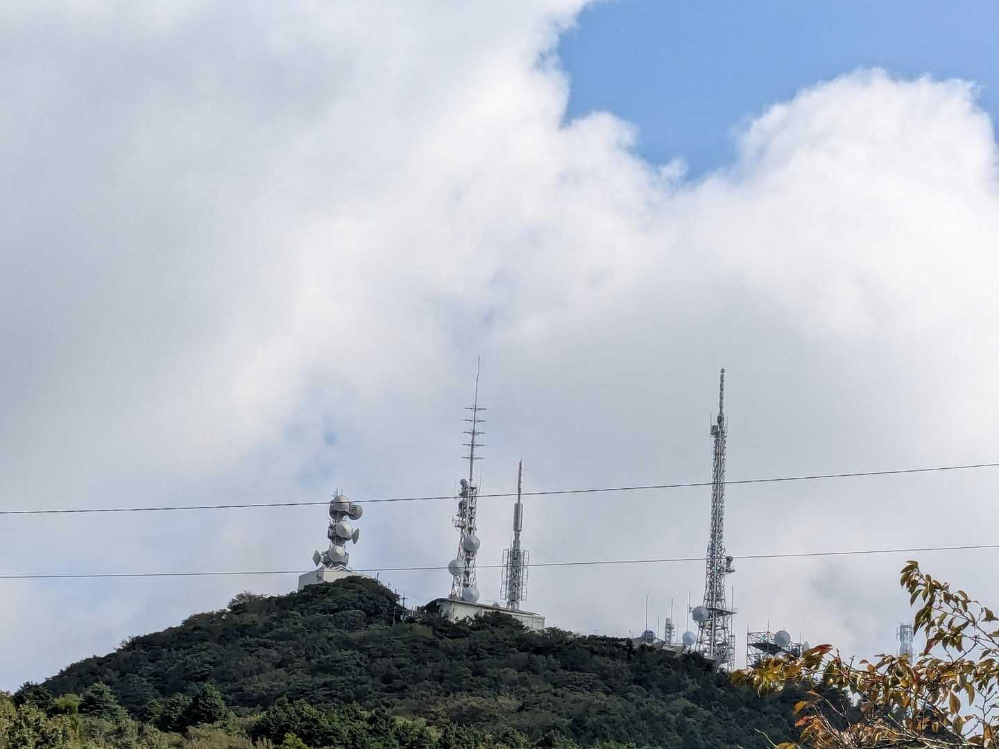 📡