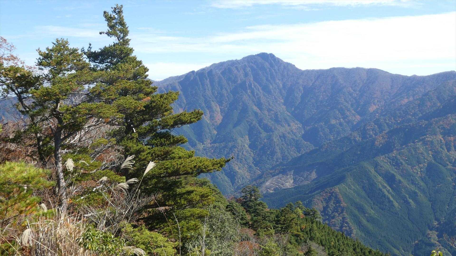 傾山