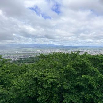 雲は多いが眺め良し